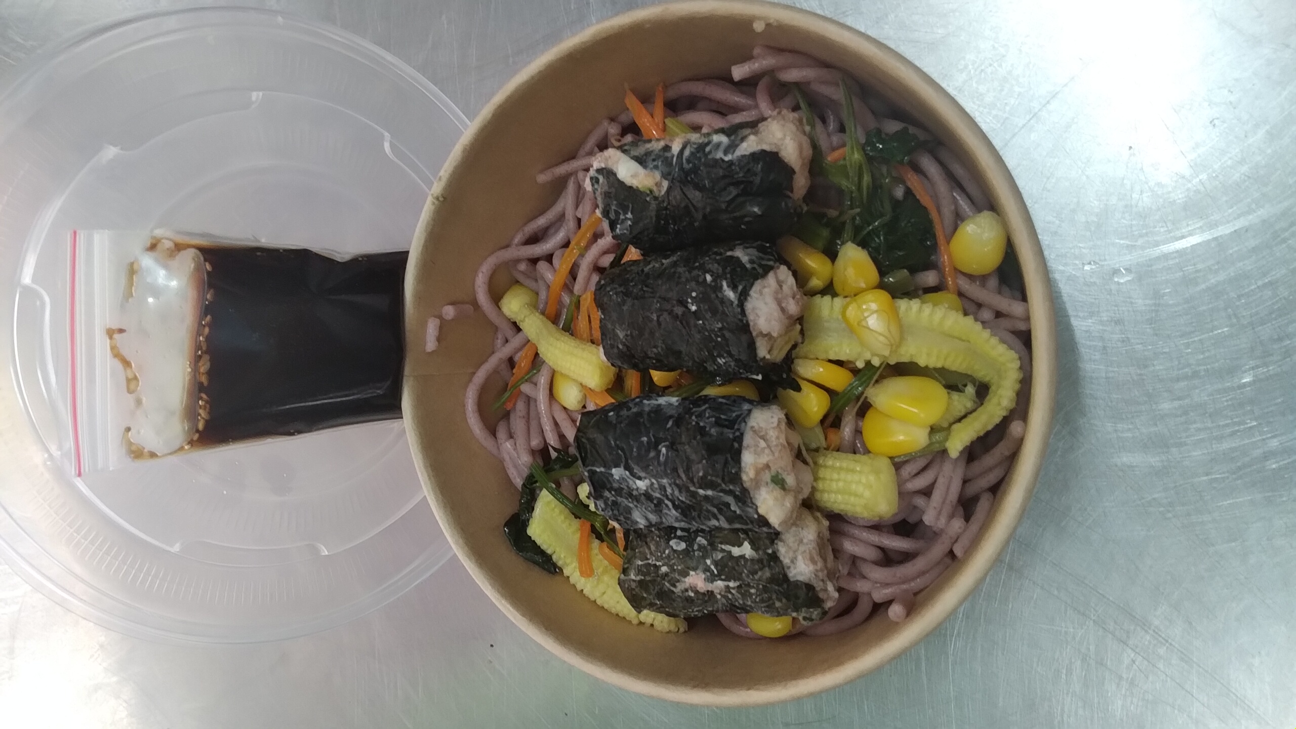 bun-lut-tron-cha-heo-cute-cuon-la-lot