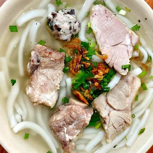 banh-canh-xuong
