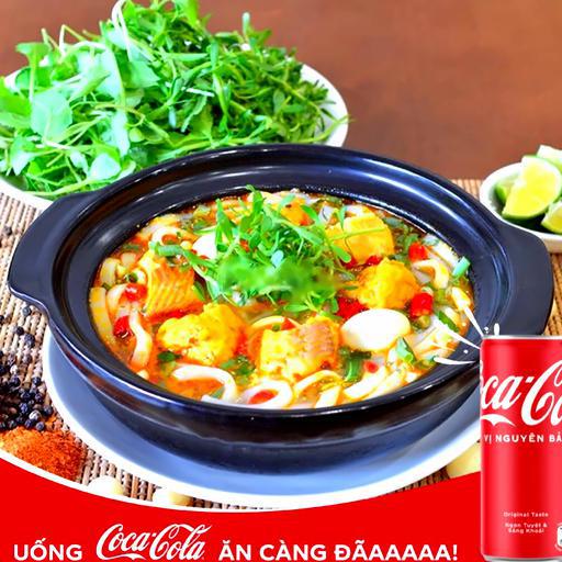 banh-canh-ca-loc-coca-lon