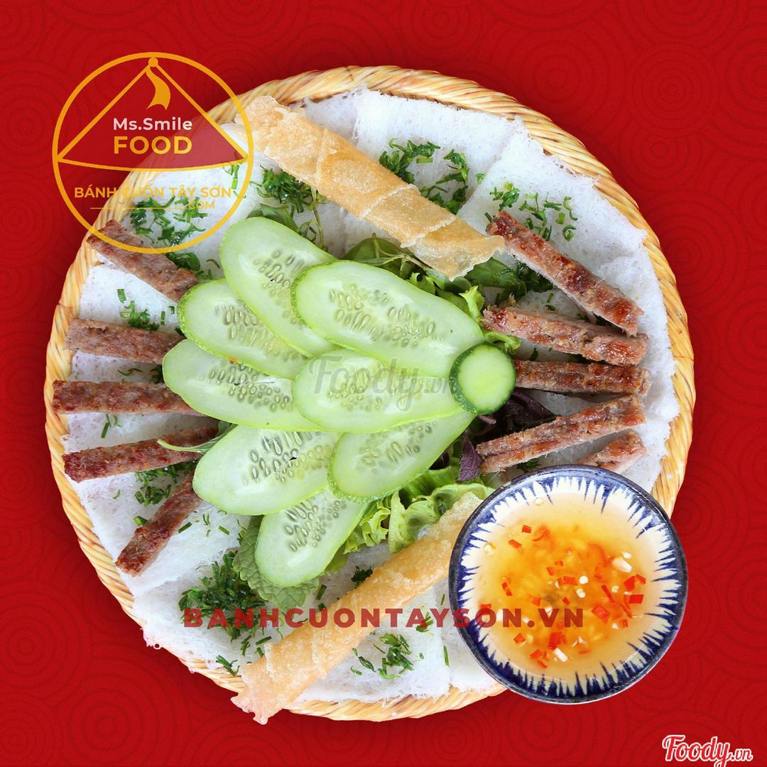 banh-hoi-nem-nuong-lui-heo