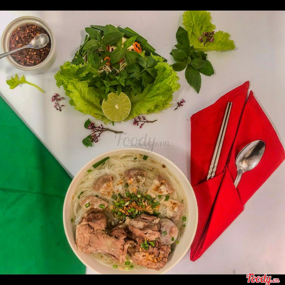 hu-tieu-xi-quach-pheo