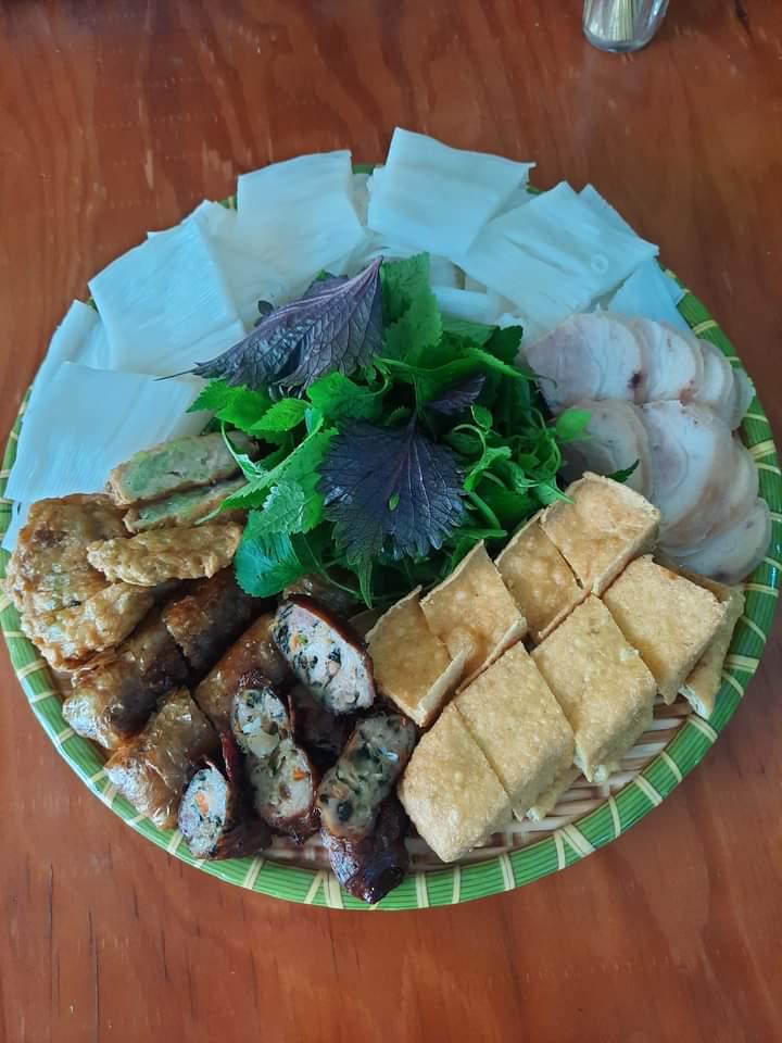 combo-2-xuat-bun-met-dac-biet