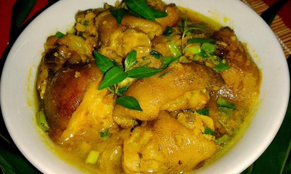 com-thit-chan-gio-nau-gia-cay