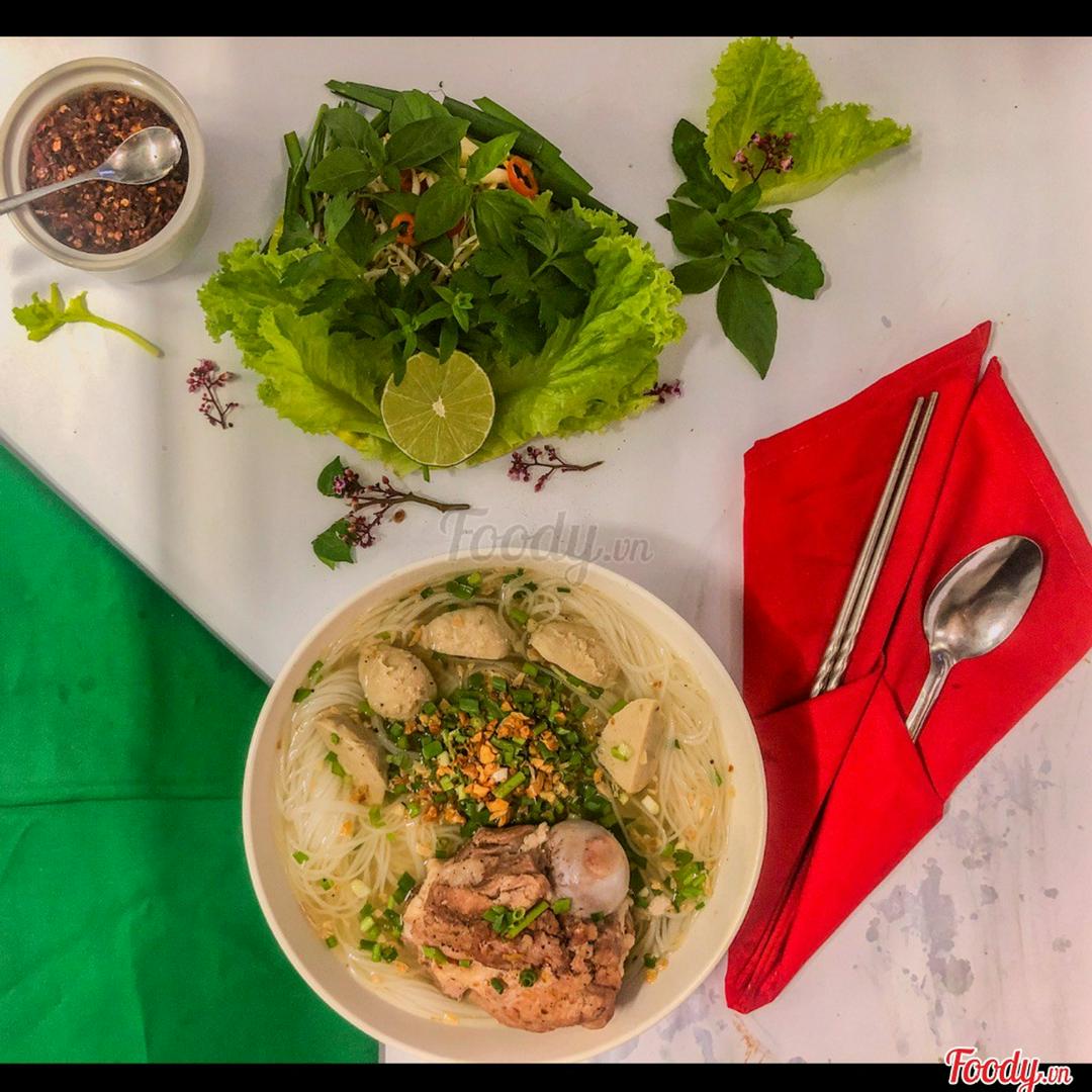 hu-tieu-xi-quach-bo-vien