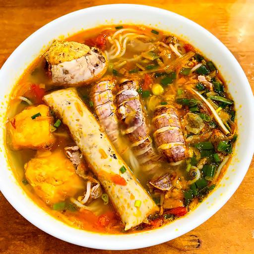 bun-rieu-cua-be-be-gio-trung