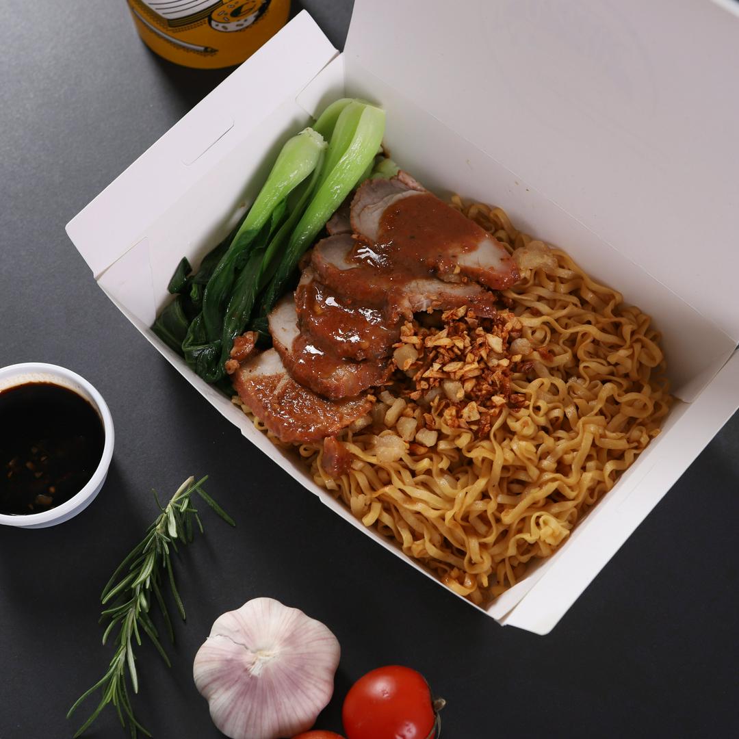 mi-tron-thit-heo-xa-xiu