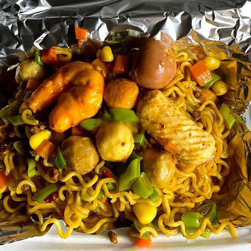 mi-tron-thap-cam-nhieu-mi