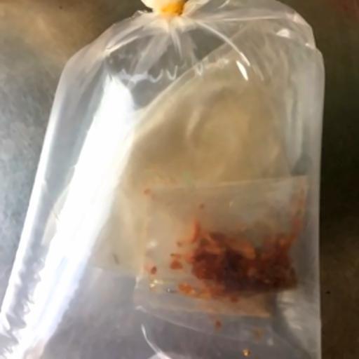 banh-trang-muoi-nhuyen