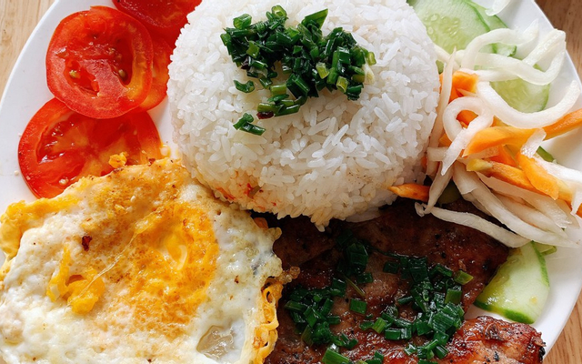 iem-tam-sang-com-trua-bun-ly-thuong-kiet