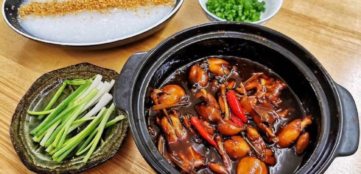 chao-ech-tan-inh-cho-tan-inh