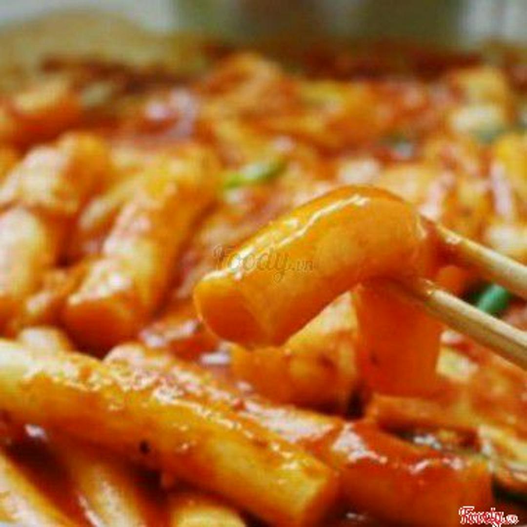 tokbokki-xao-cay-nong