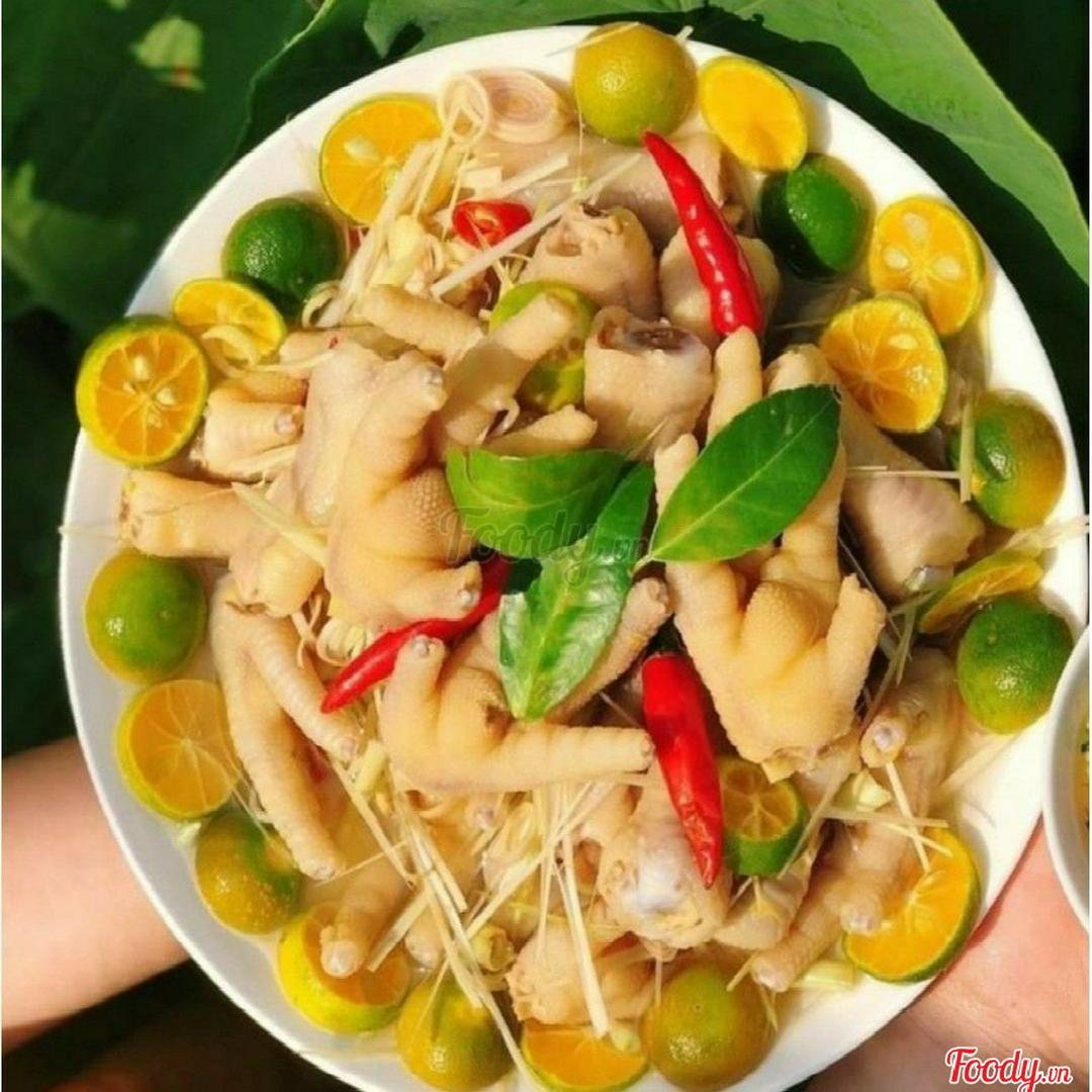 chan-ga-co-xuong-ngam-sa-tac-nho