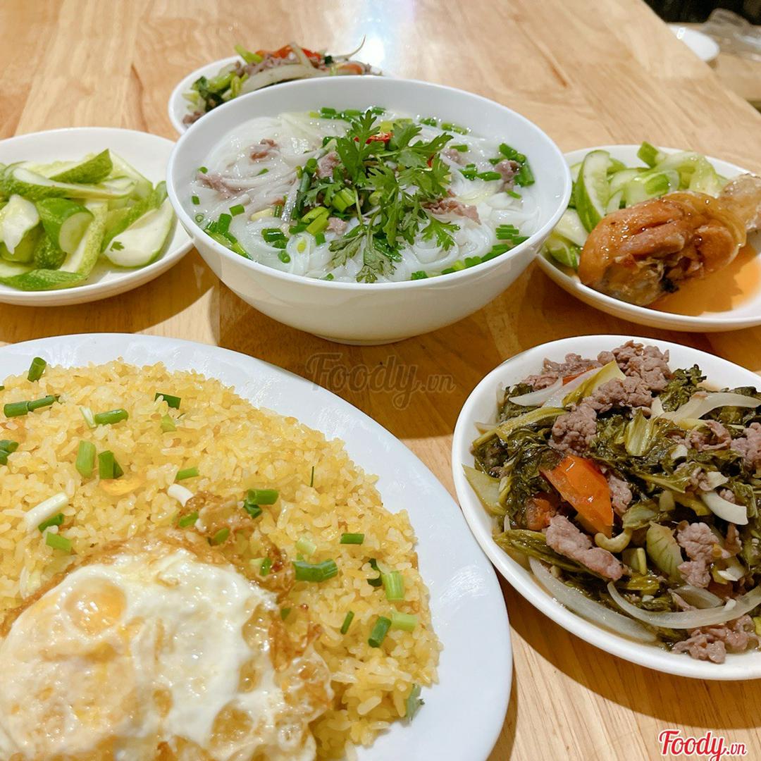 com-rang-dua-bo-com-rang-thap-cam-pepsi-2-trung-op-2-khan-lanh