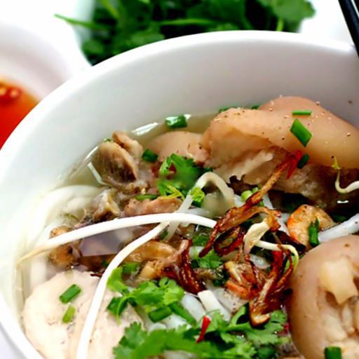 banh-canh-at-biet