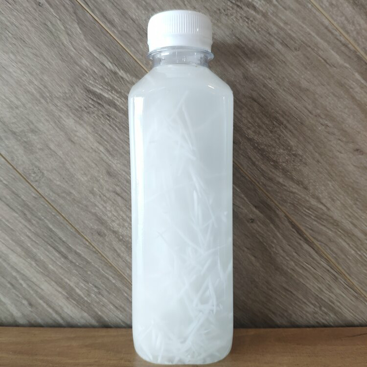 nuoc-dua-tuoi-nguyen-chat