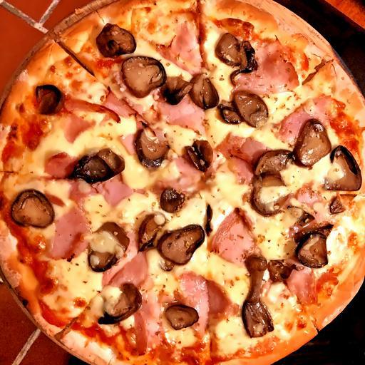 82-pizza-prosciutto-funghi