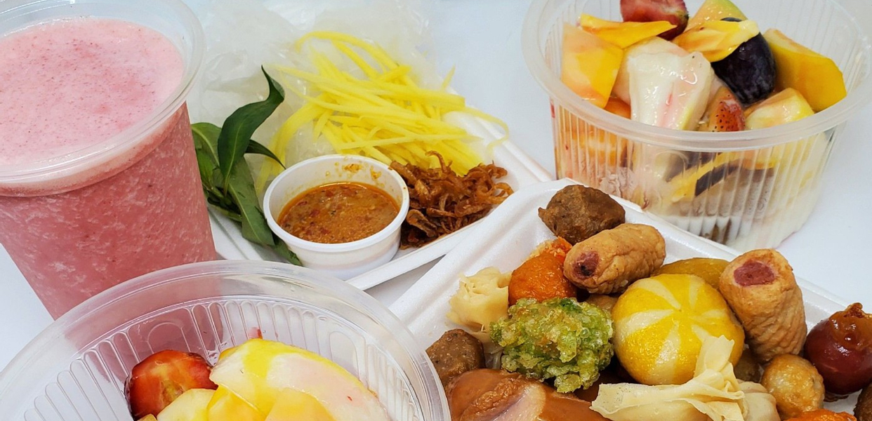 trai-cay-to-an-vat-banh-trang-cham