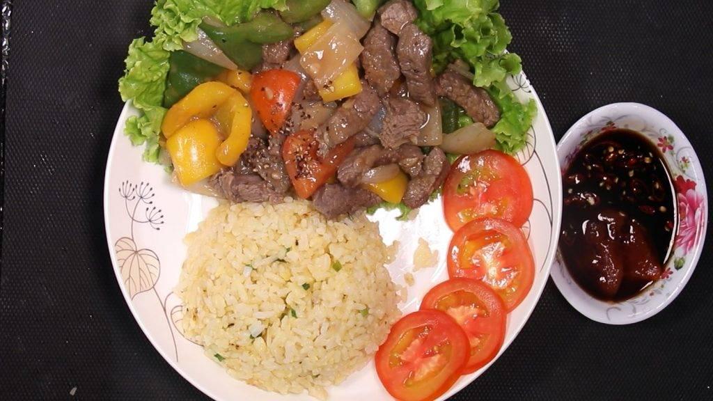 com-chien-bo-luc-lac