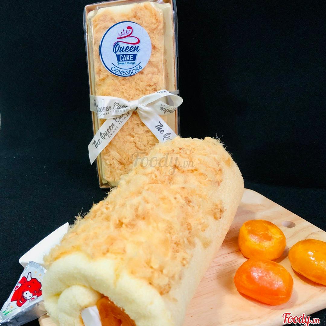 banh-bong-lan-cuon-trung-muoi-pho-mai-nguyen-vi-18cm