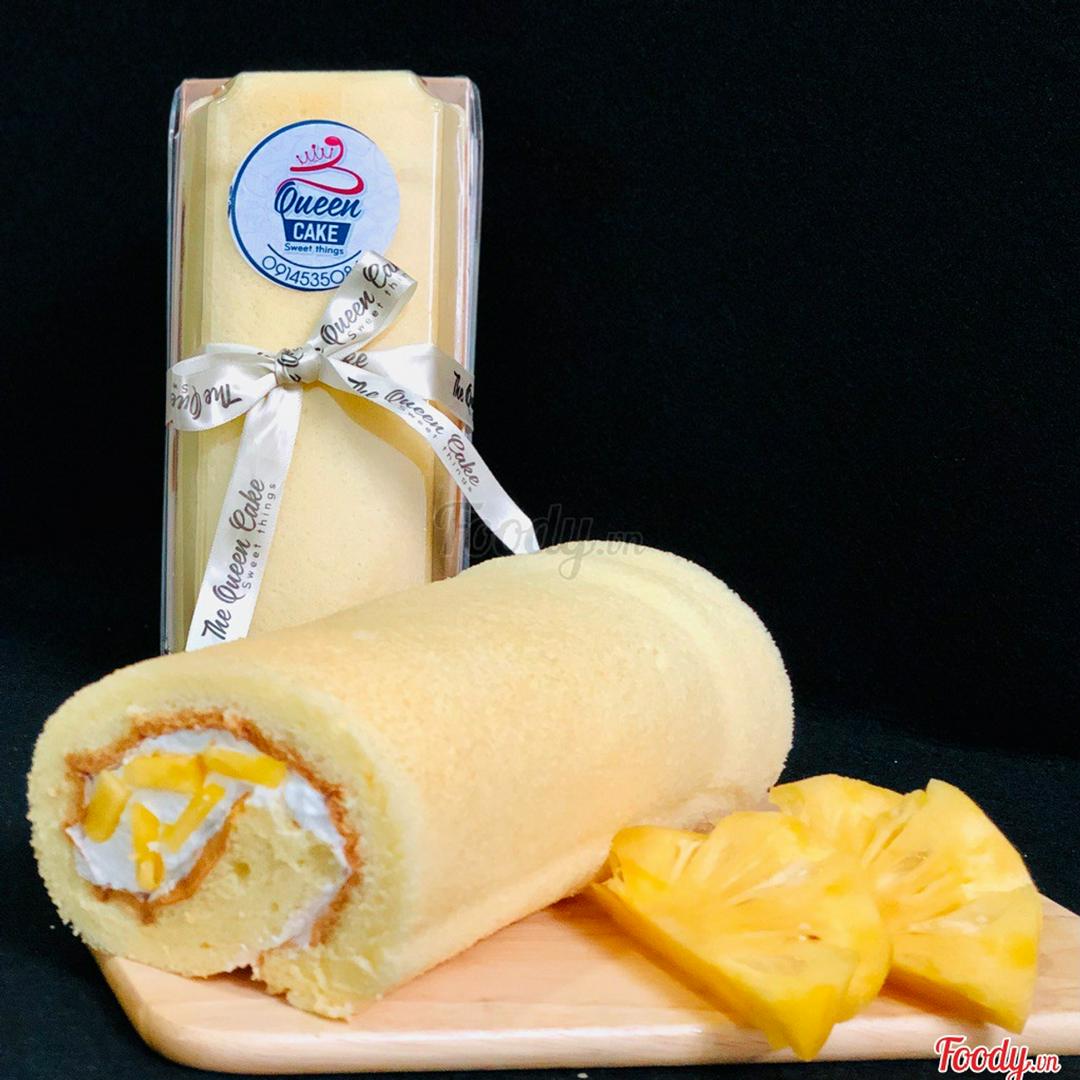 banh-bong-lan-cuon-kem-thom-18cm