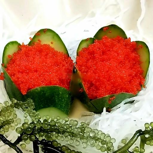 tobiko-sashimi