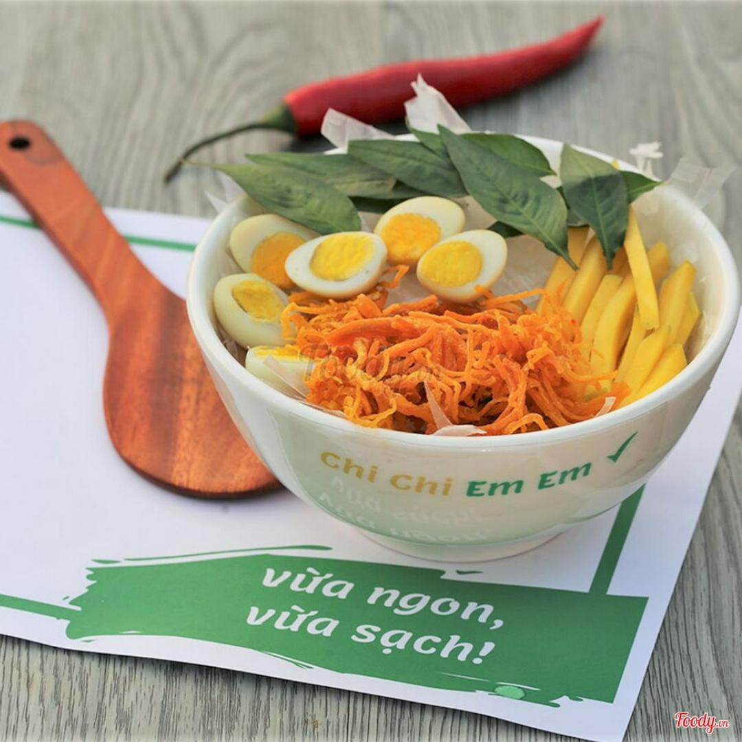 4-trung-banh-trang-truyen-thong-size-lon