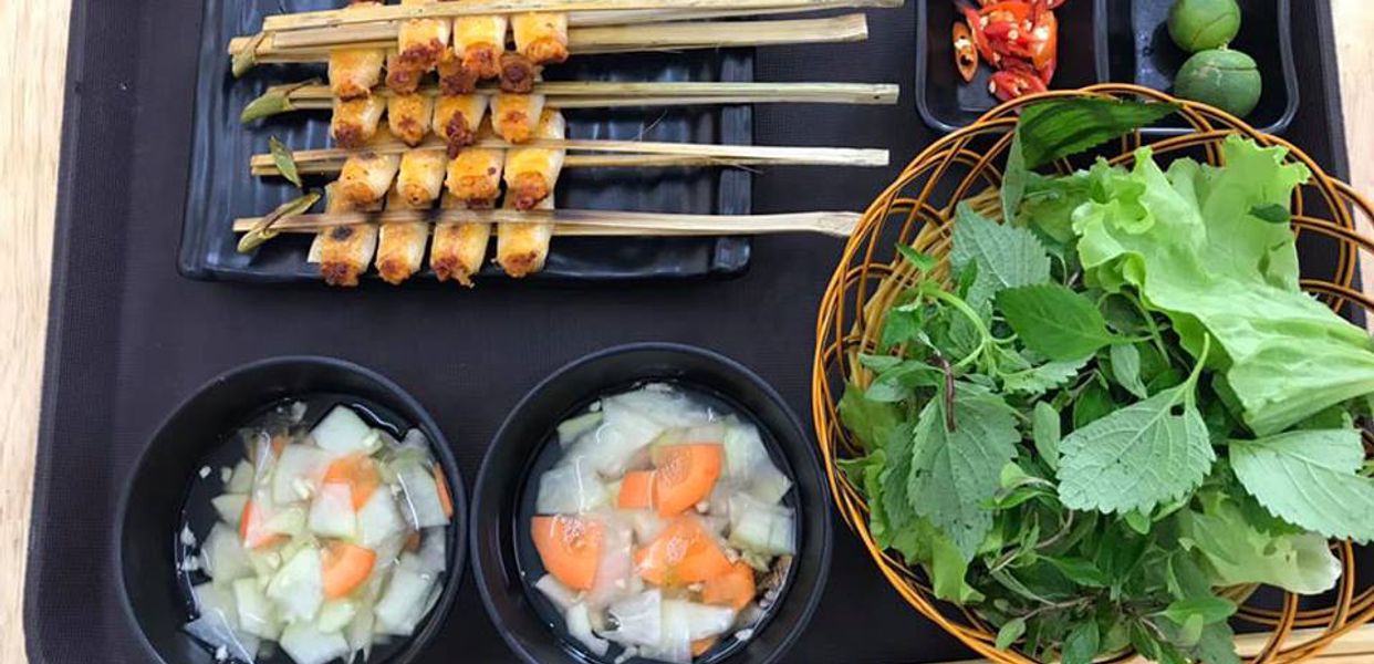 thi-bop-banh-cuon-tom-cha-tom-nuong-than-hoa-vinh-tuy