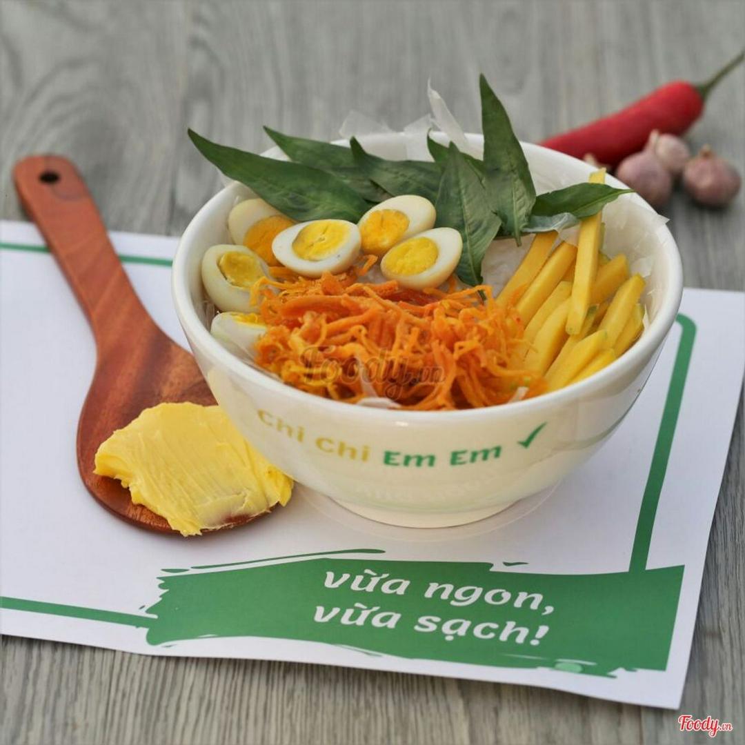 4-trung-banh-trang-bo-toi-sot-me-size-lon