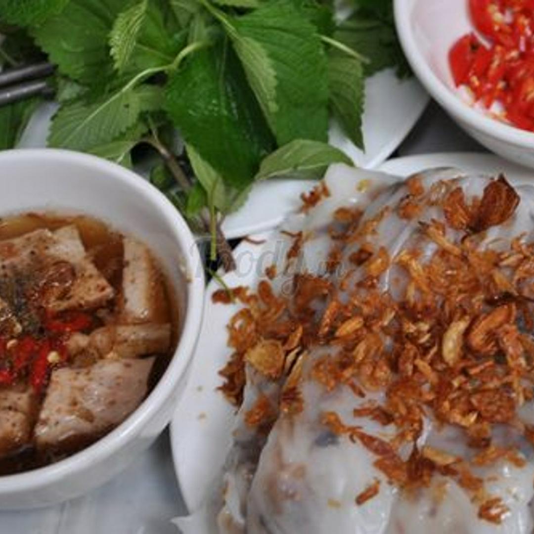 banh-cuon-nong-cha-que-ruoc-tom