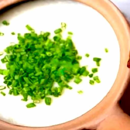 chao-kem-hanh-la-khong-ech