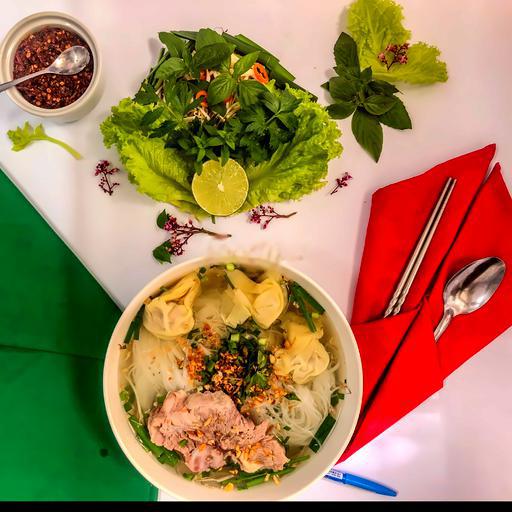 banh-canh-xuong-hoanh-thanh