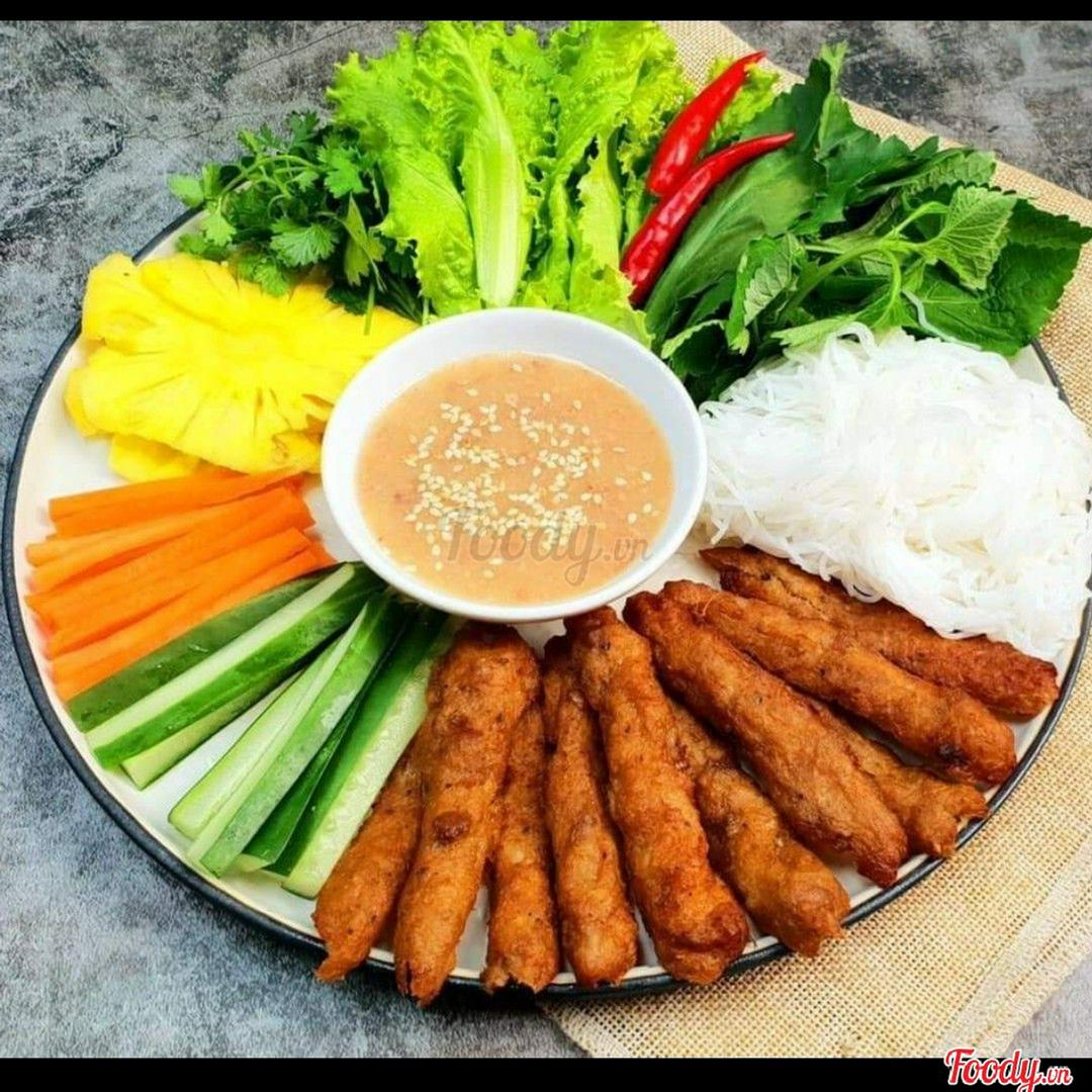 nem-lui-hue-xuat-thuong