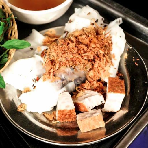 banh-cuon-thit-cha-mo