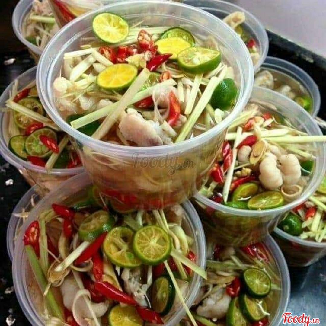 chan-ga-co-xuong-ngam-sa-tac-nho