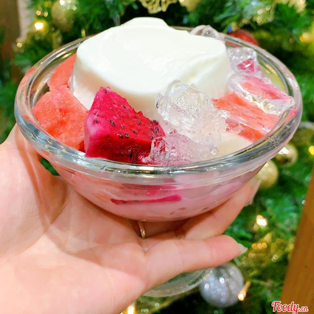 hoa-qua-dam-sua-chua