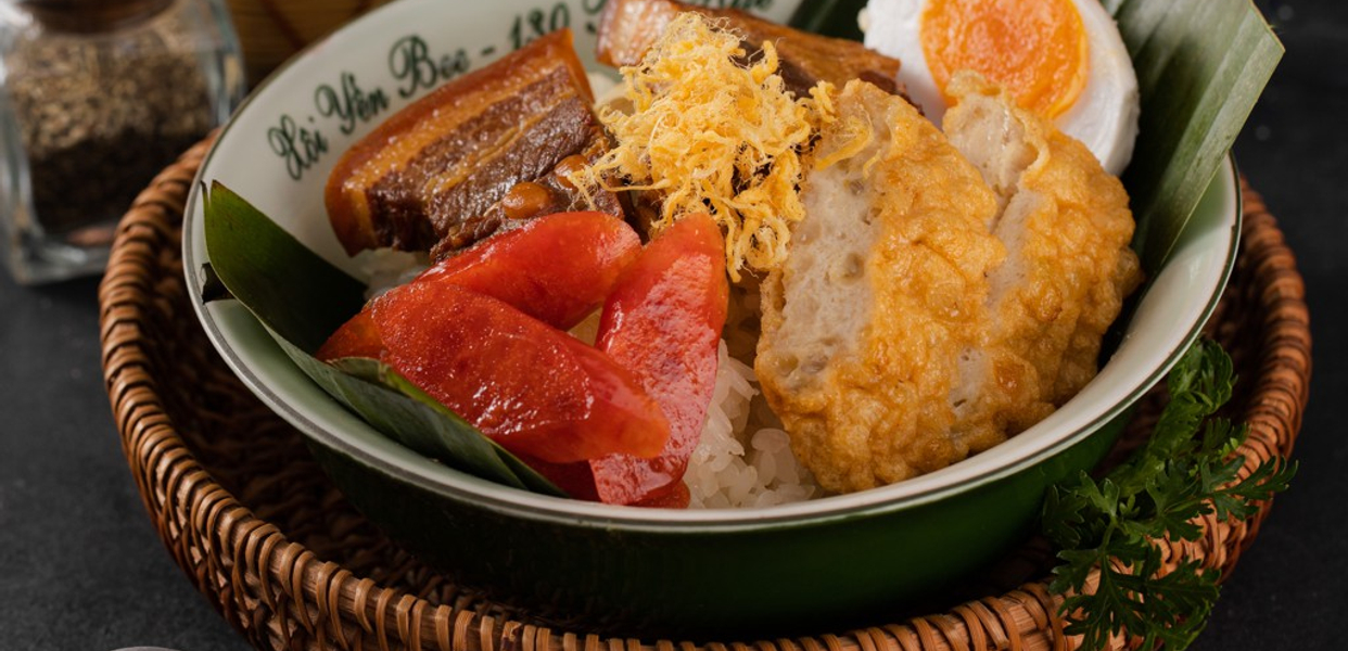 banh-mi-xoi-yen-bee-pho-hue