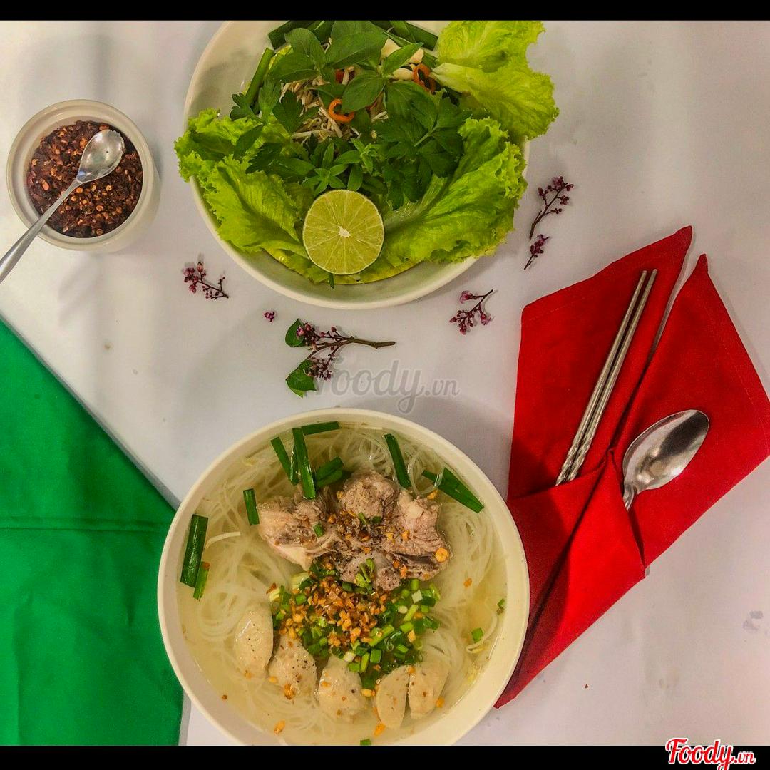 banh-canh-xuong-vien