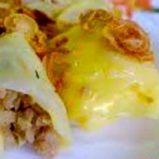 banh-cuon-trung-cha-nem-chua