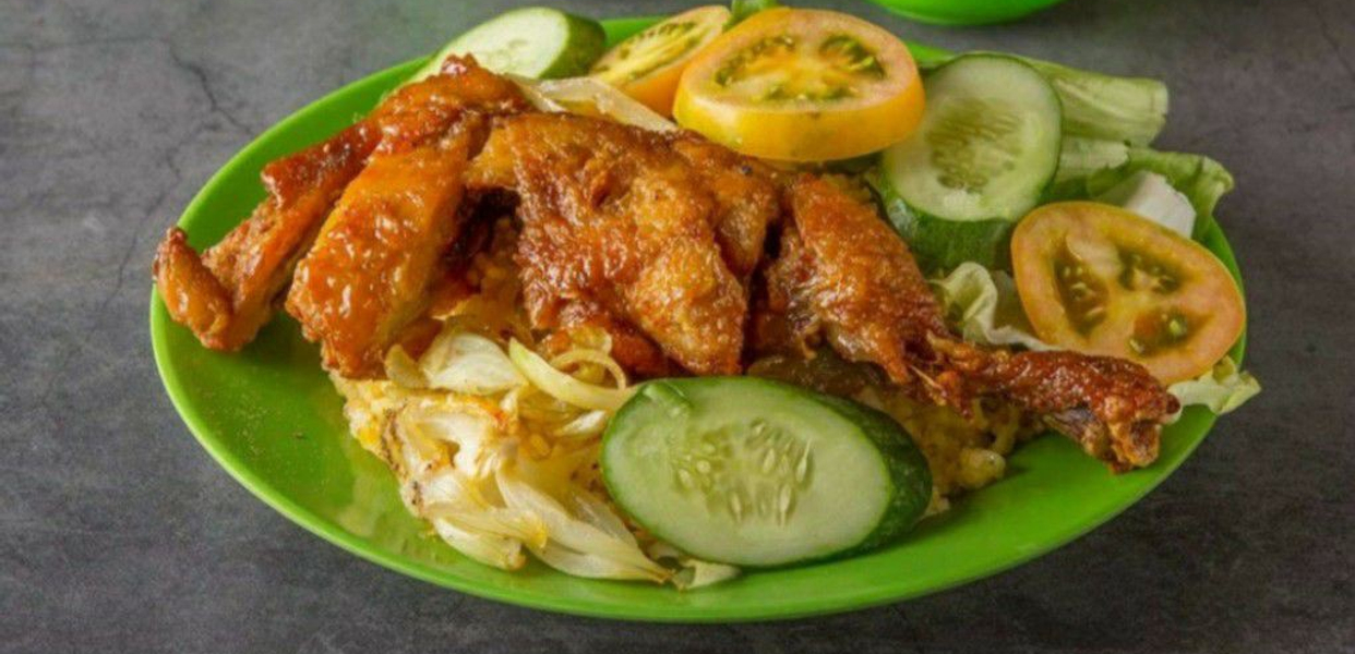 com-ga-142-lac-long-quan