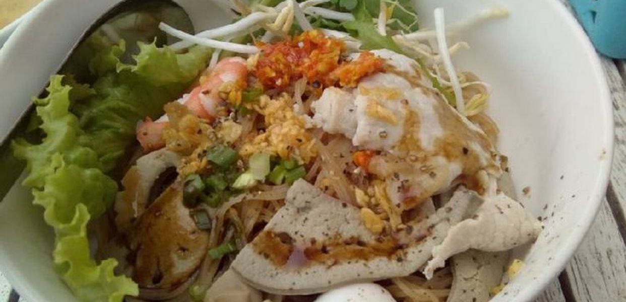 ti-chau-hu-tieu-kho-mi-quang-bui-thi-xuan