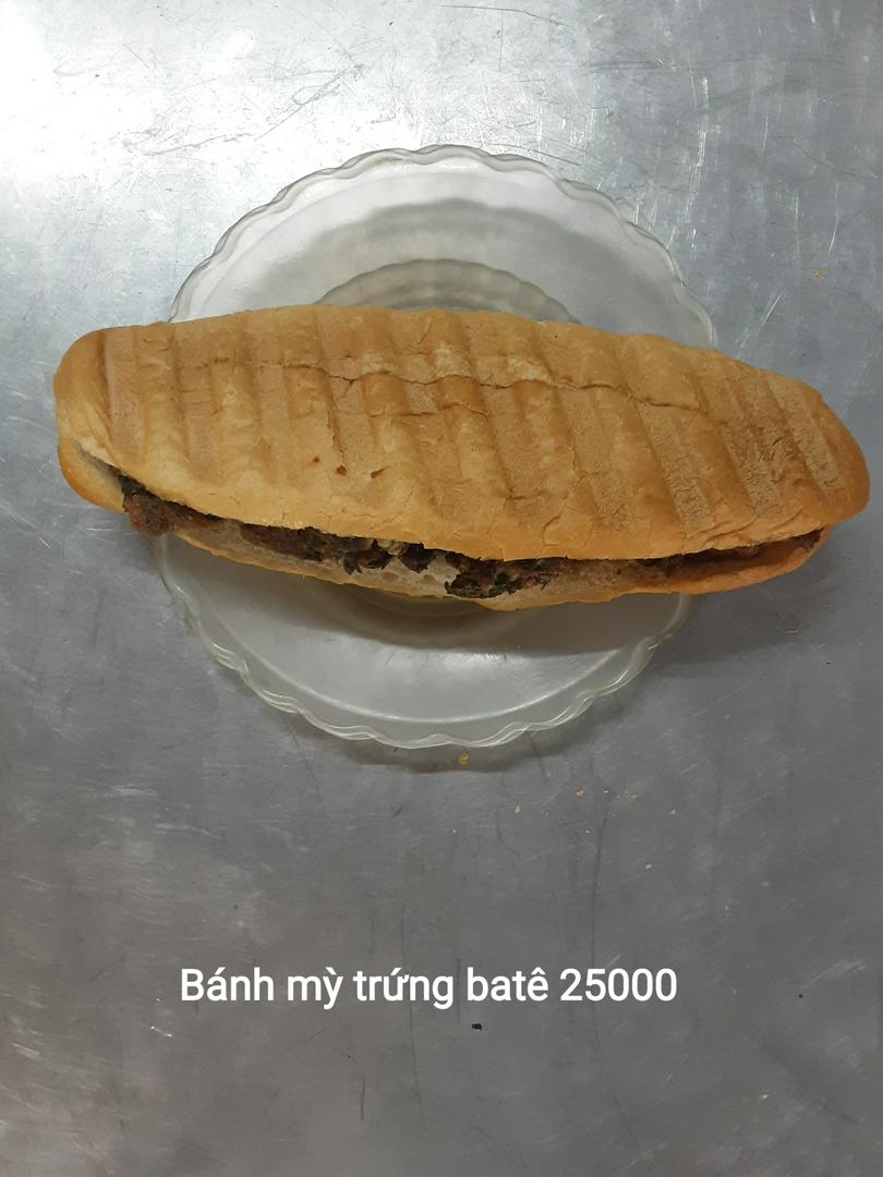 banh-my-pate-trung