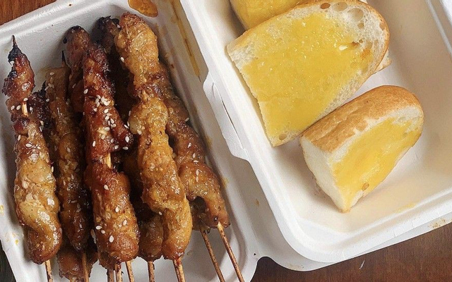 little-sip-nuoc-ep-thit-xien-nuong-ha-noi