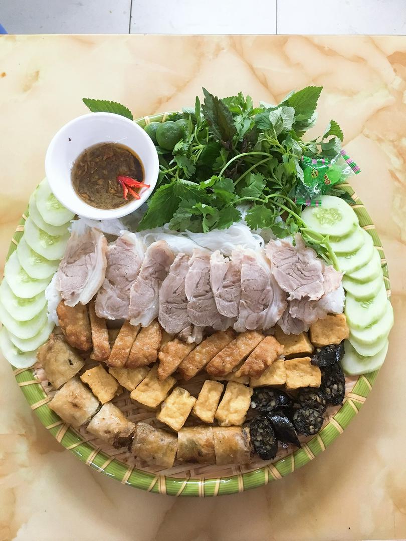 bun-au-nem-ran-thit-chan-gio-doi-ran