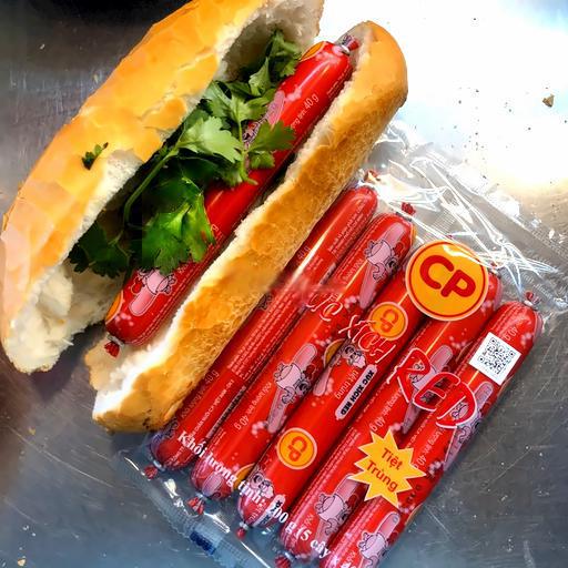 banh-mi-xuc-xich-cha-bong