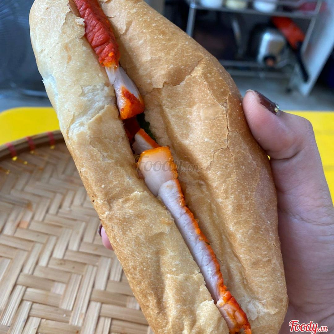 banh-mi-kep-lon