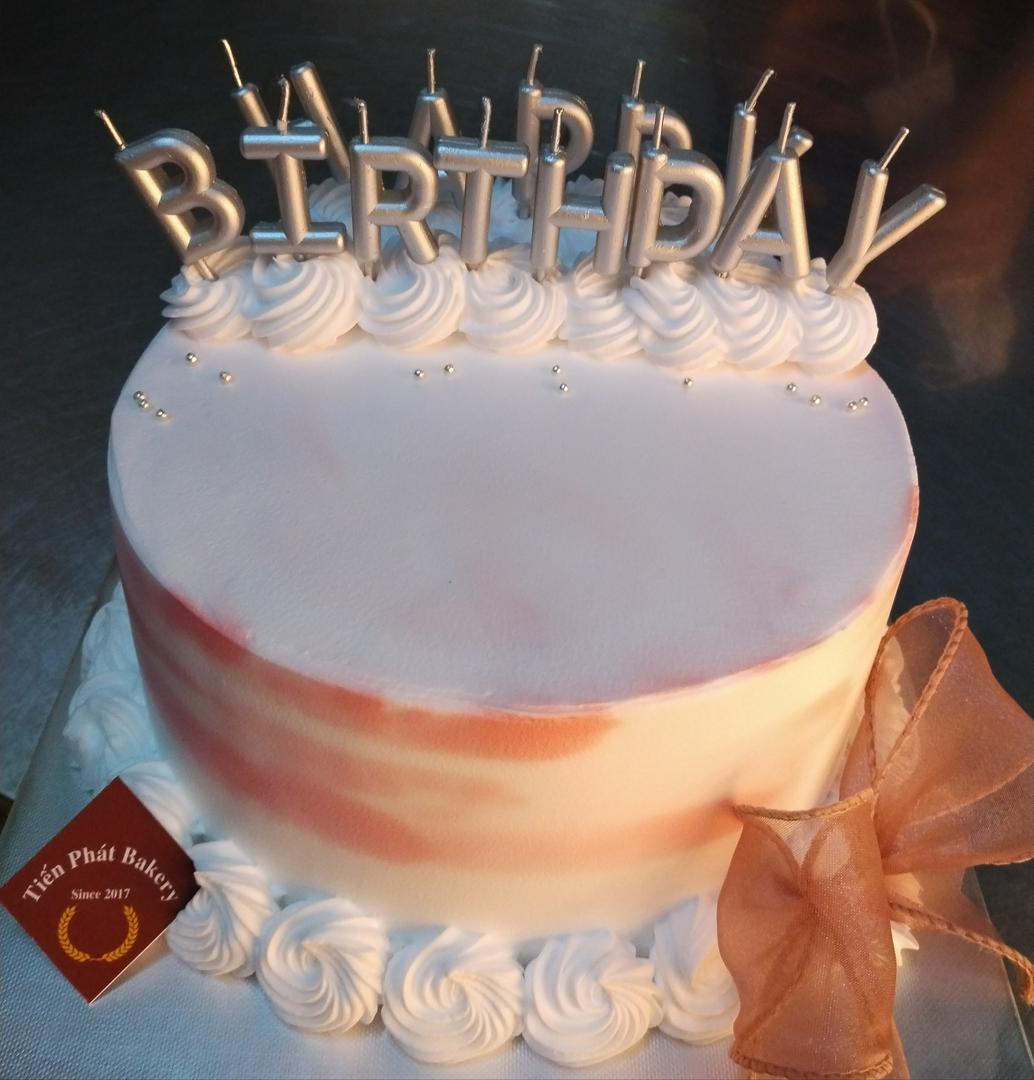 banh-kem-sua-tuoi-17x10cm-mau-ngau-nhien