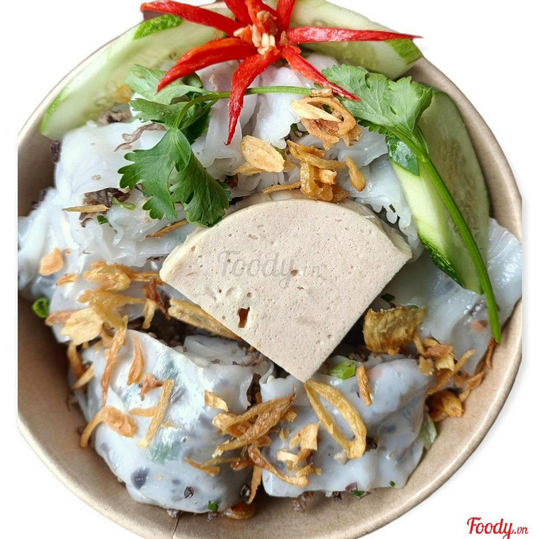 banh-cuon-nhan-thit-cha-lua