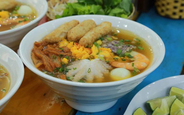 phu-gia-banh-canh-ghe