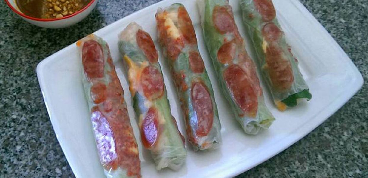 bo-bia-va-goi-cuon-le-van-sy