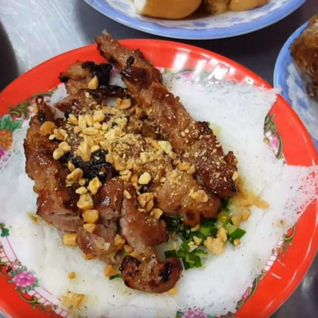 banh-hoi-thit-nuong-lon